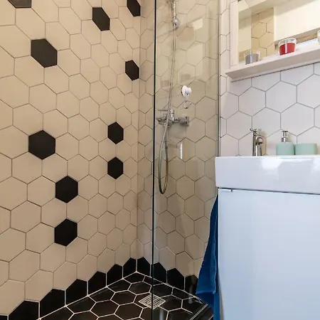 Charming Brutus Flat Near Old Town