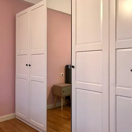 Charming Brutus Flat Near Old Town Bukarest